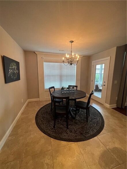 Building Photo - 2002 Price Ave