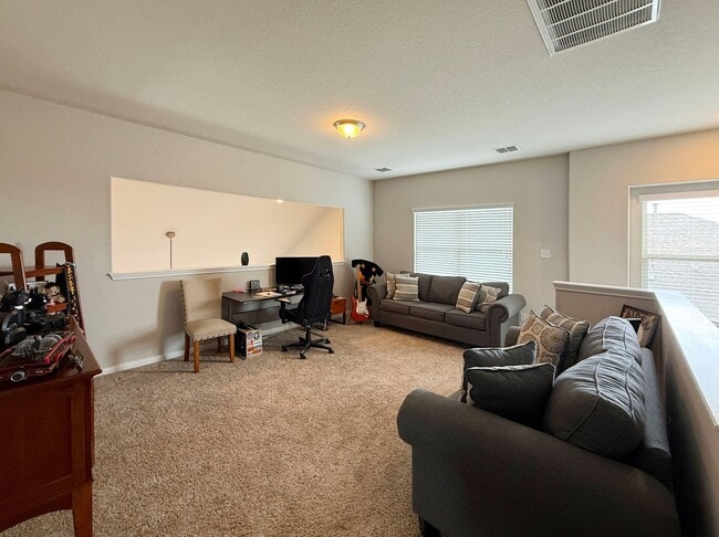 Building Photo - Beautiful 4/3.5 Home Available In Northwest San Antonio!