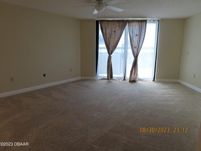 Building Photo - 1415 Ocean Shore Blvd