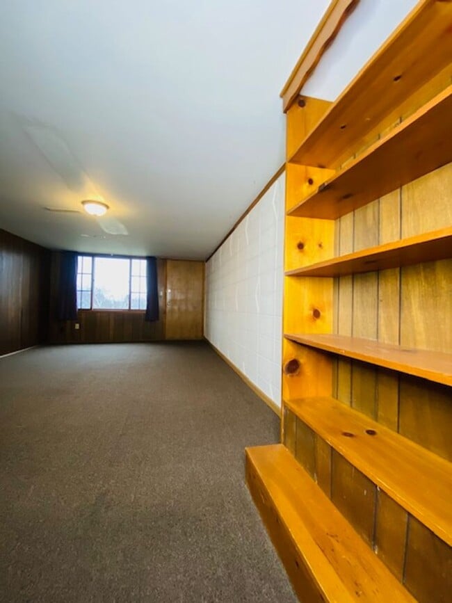 Building Photo - 3037 Humboldt Rd