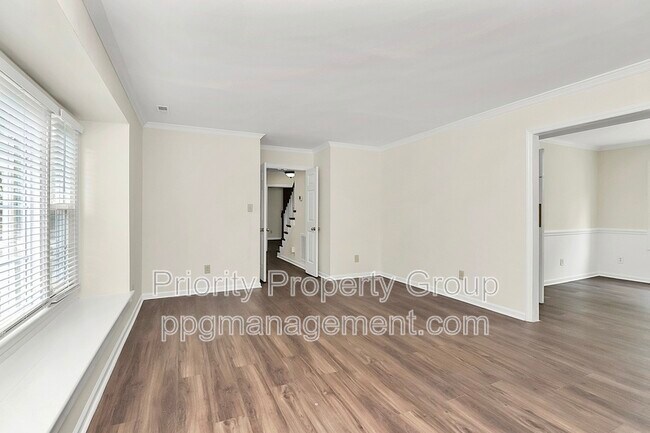 Building Photo - 11323 Harrowfield Rd