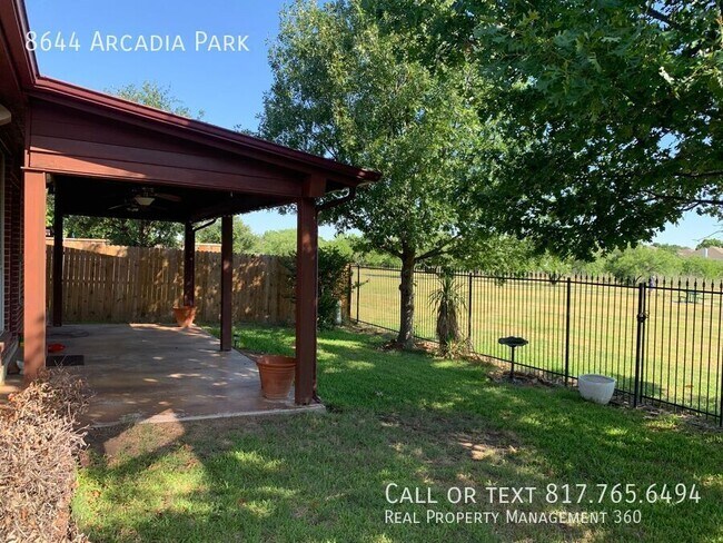 Building Photo - 8644 Arcadia Park Dr