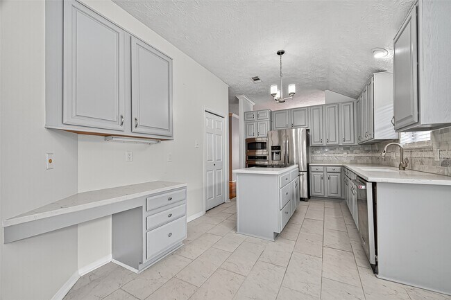 Building Photo - 14115 Withersdale Dr