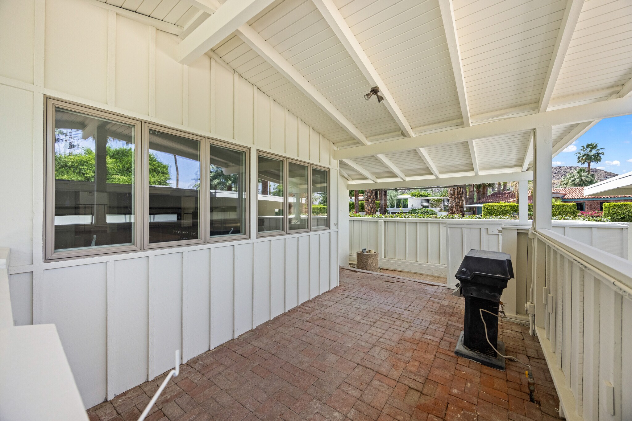 Building Photo - 255 W Camino Buena Vista