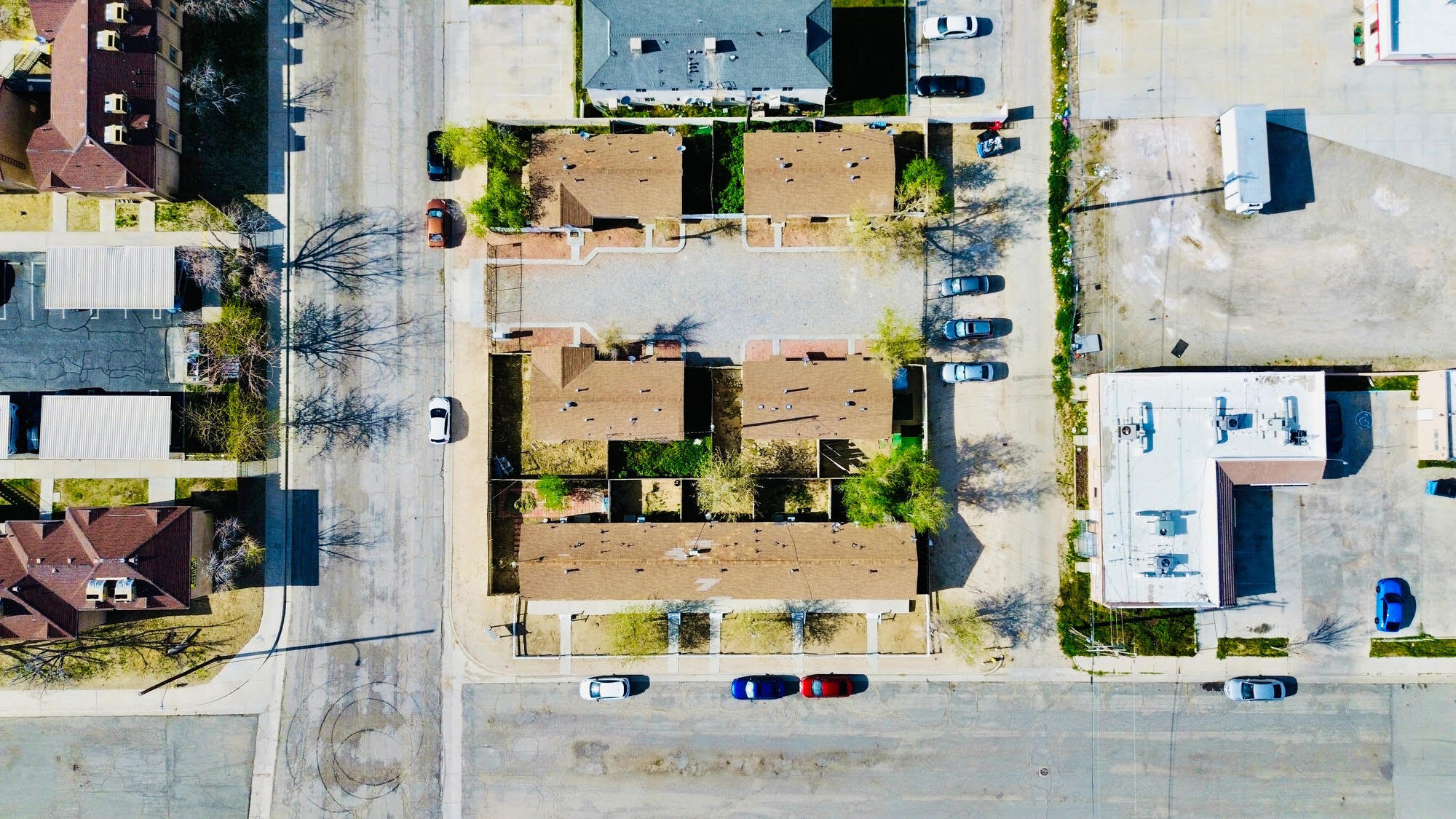 Building Photo - 1857 Elm St
