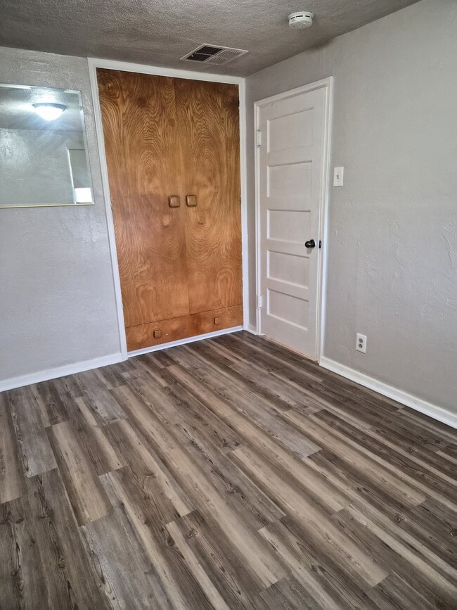 Building Photo - 21884 E Clayton Ave