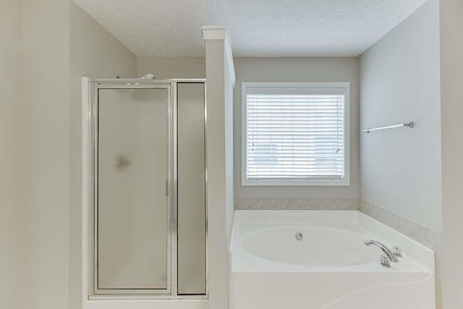 Building Photo - 4439 Woodgate Hill Trail