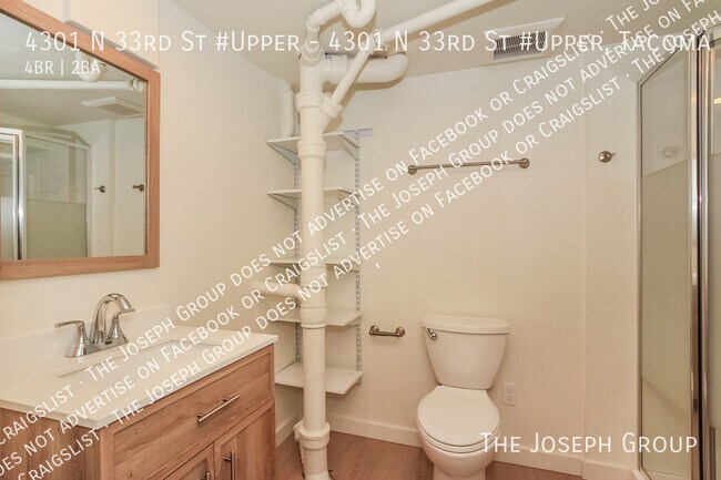 Building Photo - 4301 N 33rd St