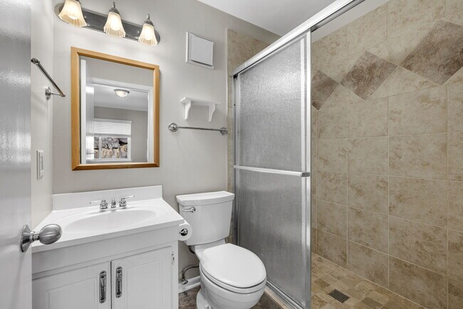 Building Photo - 432 Summit Ridge Pl