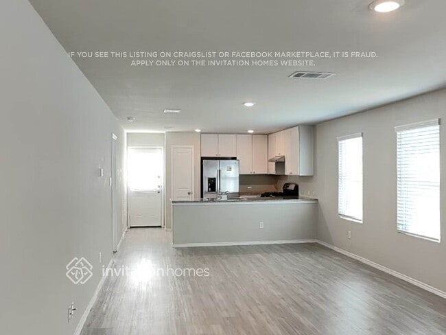 Building Photo - 14602 Calaveras Creek