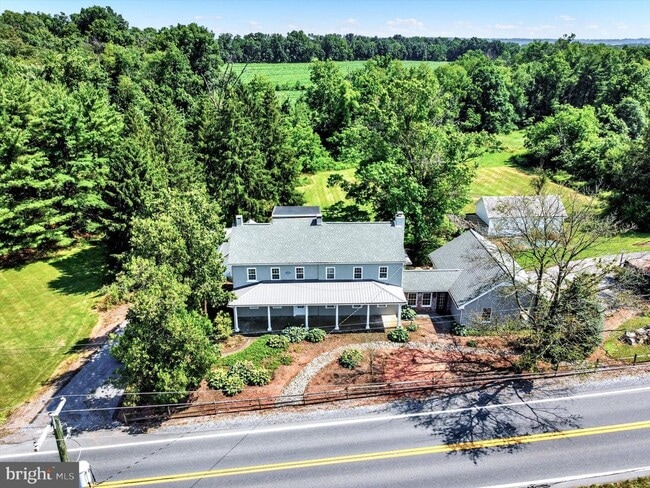 Building Photo - 4551 Colebrook Rd