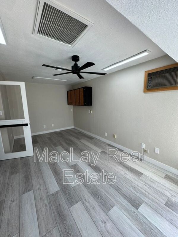 Building Photo - 4634 W Wagoner Rd