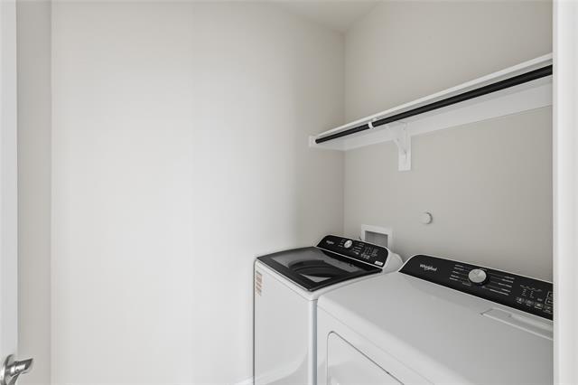 Building Photo - 609 Clover Crk Dr