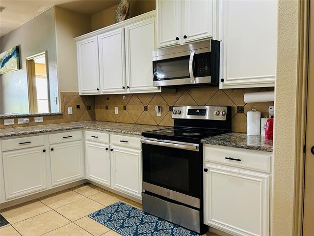 Building Photo - 1205 Red Dr