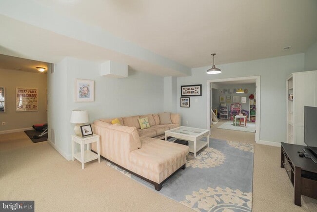 Building Photo - 3746 Spring Meadow Dr