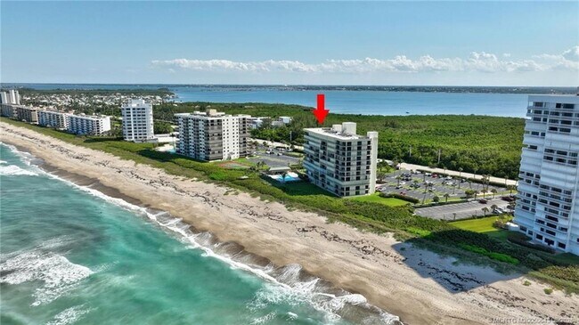 Building Photo - 10000 S Ocean Dr