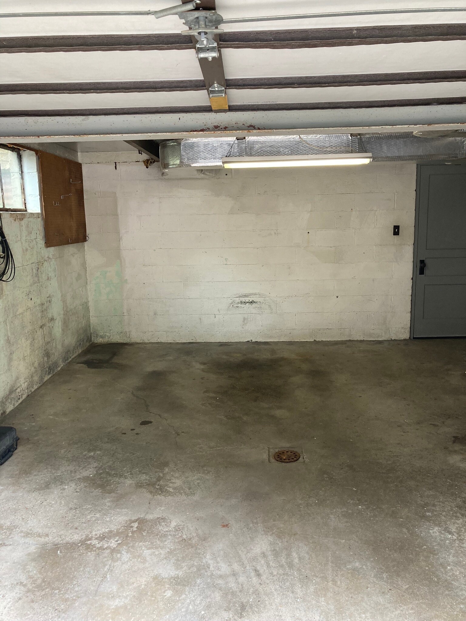 Building Photo - 709 Vallevista Ave