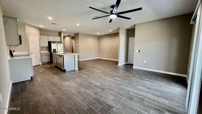 Building Photo - 24240 W Verlea Dr