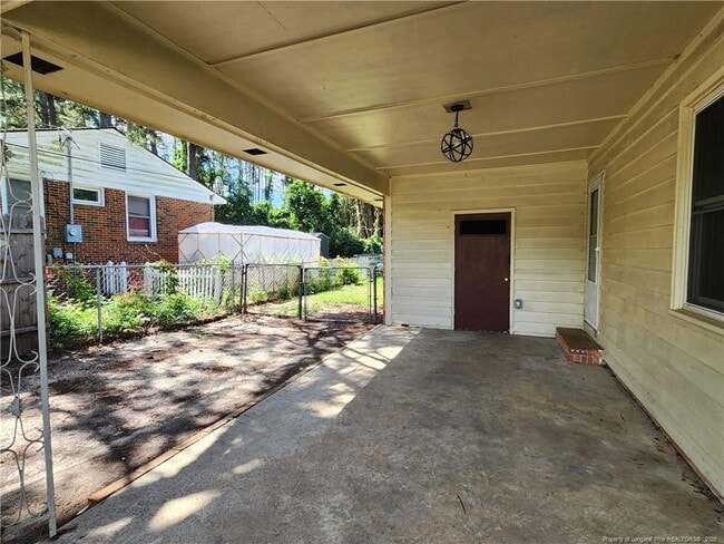 Building Photo - 4617 Belford Rd