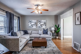 Building Photo - 3913 Farnam St