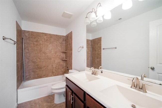 Building Photo - 6731 Trinity Trail Ln