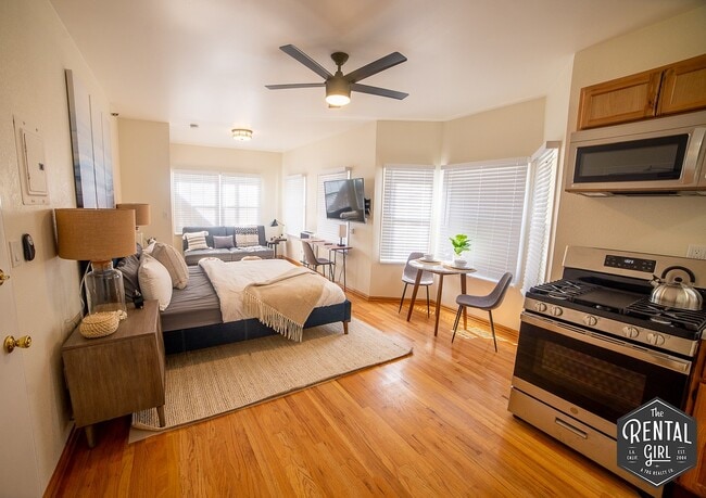 Building Photo - 26 Breeze Ave