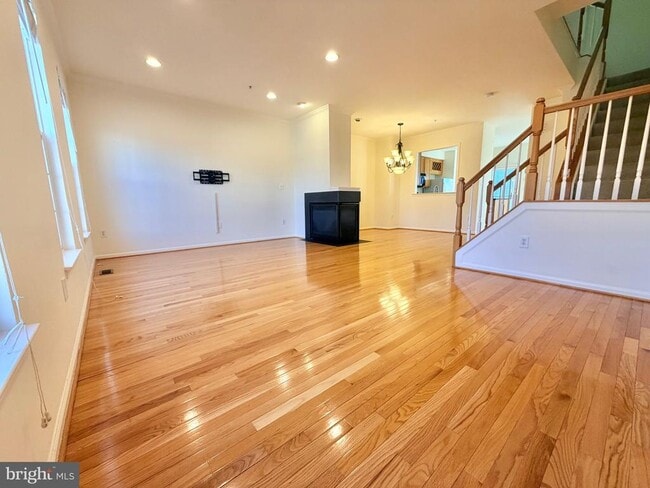 Building Photo - 9710 Washingtonian Blvd