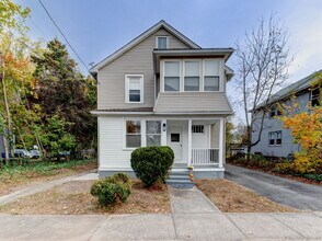 Building Photo - 44 Wallace Row