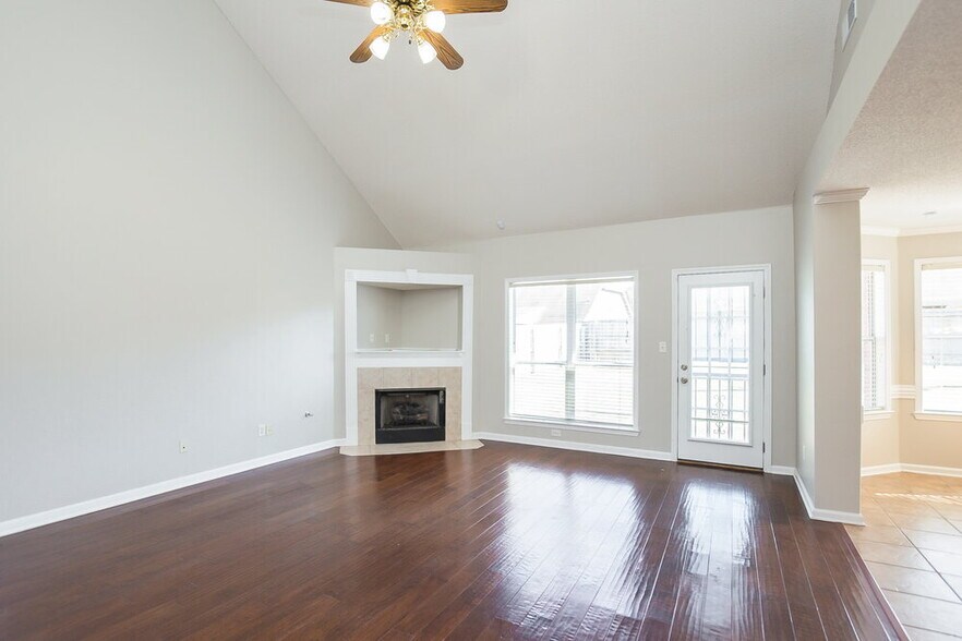 Building Photo - 1456 Albon Dr