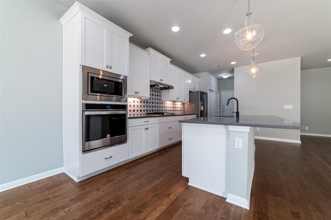 Building Photo - 109 Roseheath Ln