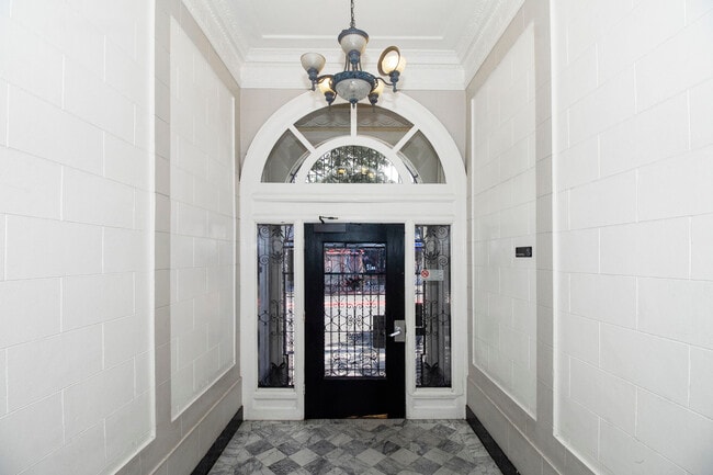 Building Photo - 721 Geary