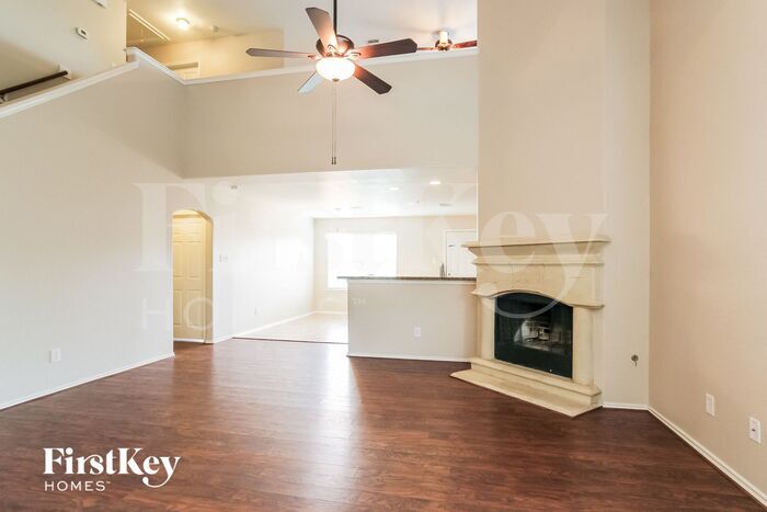 Building Photo - 18490 Sunrise Pines Dr