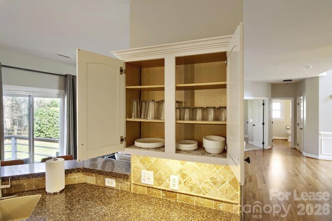 Building Photo - 6520 Red Maple Dr