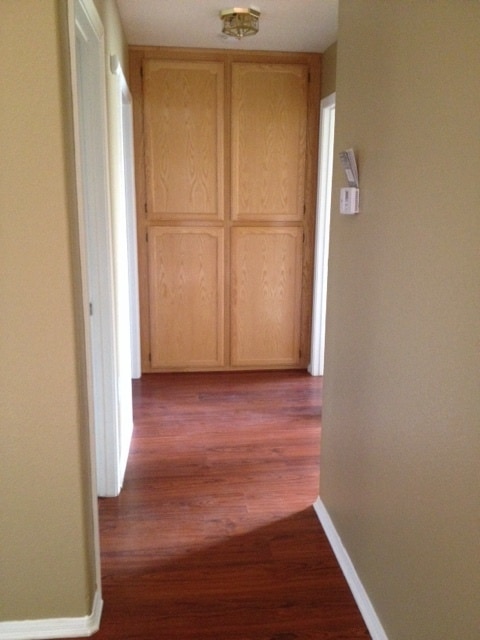 Building Photo - SOLAR!!! 3 BEDROOM NEWER HOME SOUTH OF BEA...