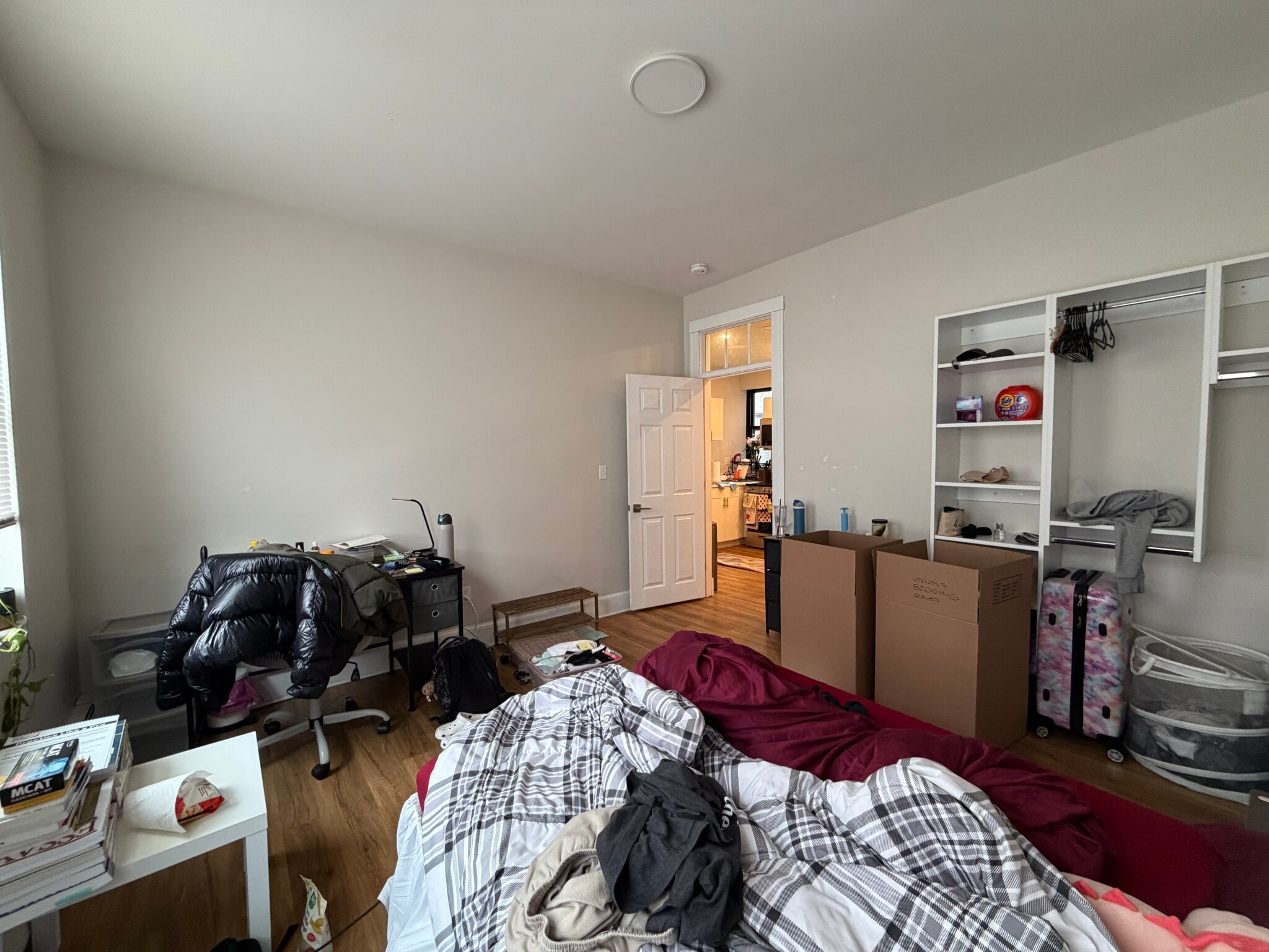 Building Photo - 16 Aberdeen St