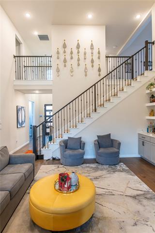 Building Photo - 1700 Hydrangea Ln