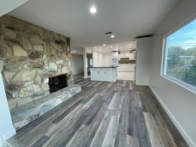 Building Photo - Tranquil Home in the Hills of Rancho Palos Verdes Overlooking the Los Angeles Harbor