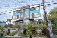 Building Photo - 3Bd/3.25Ba Seattle
