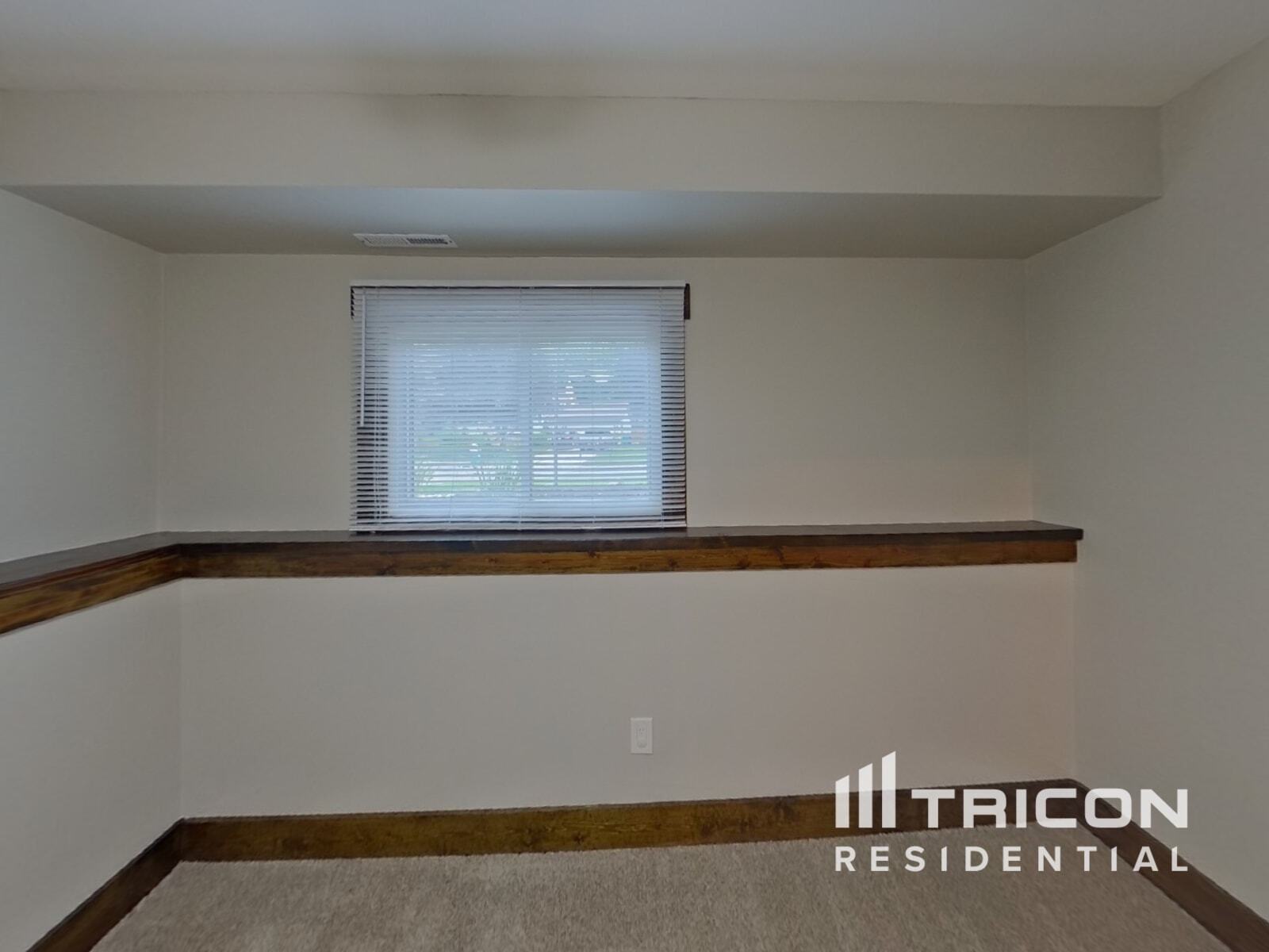 Building Photo - 7407 Laredo Dr