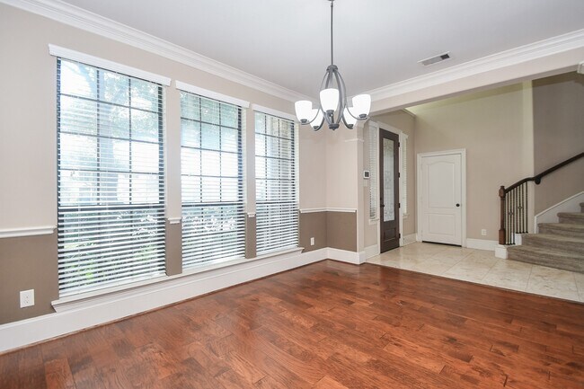 Building Photo - 6034 Gracys Landing Ln