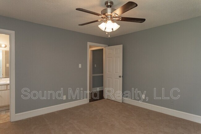 Building Photo - 1205 Opossum Trot Ln