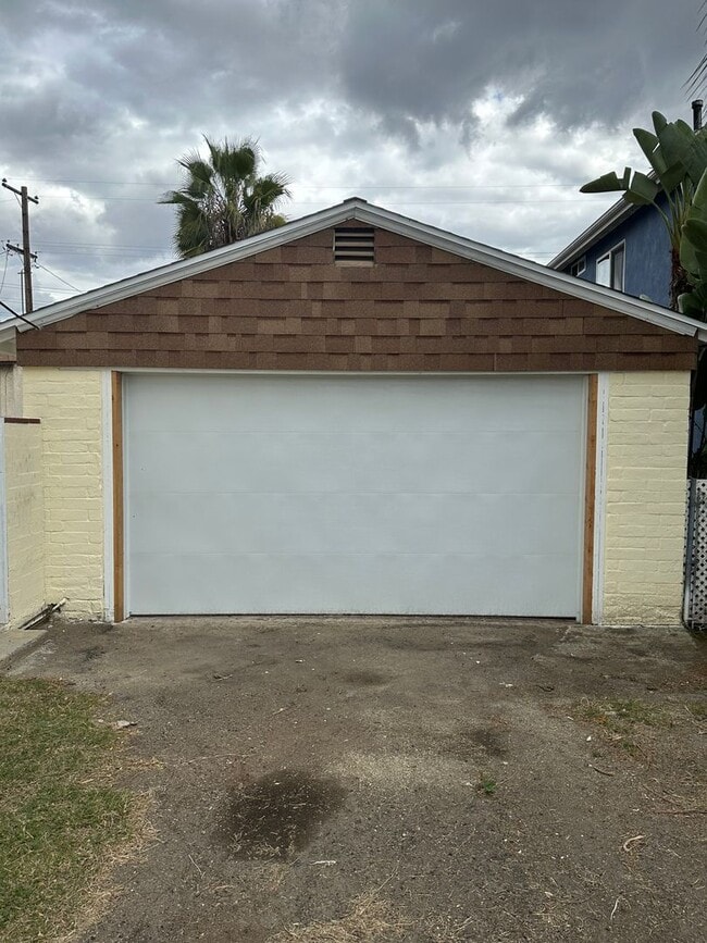 Building Photo - 317 Richfield Ave