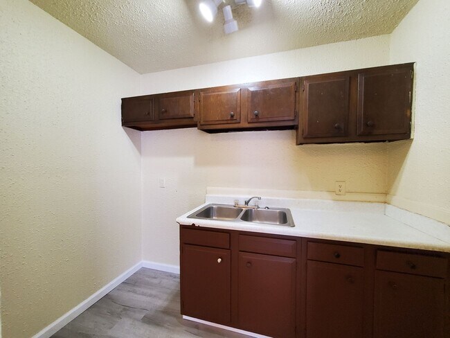Building Photo - 4370 Avenue A