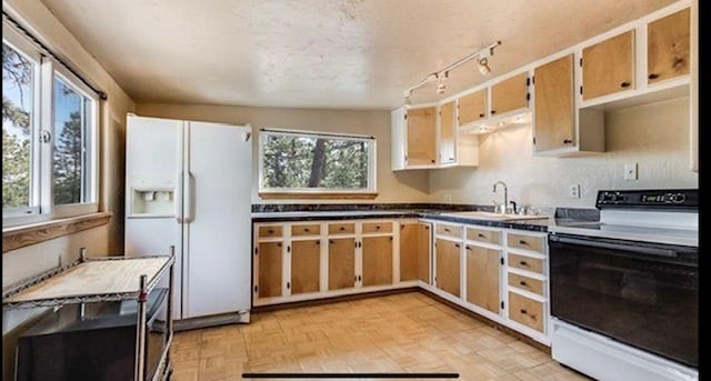 Building Photo - 77 Catamount Ln