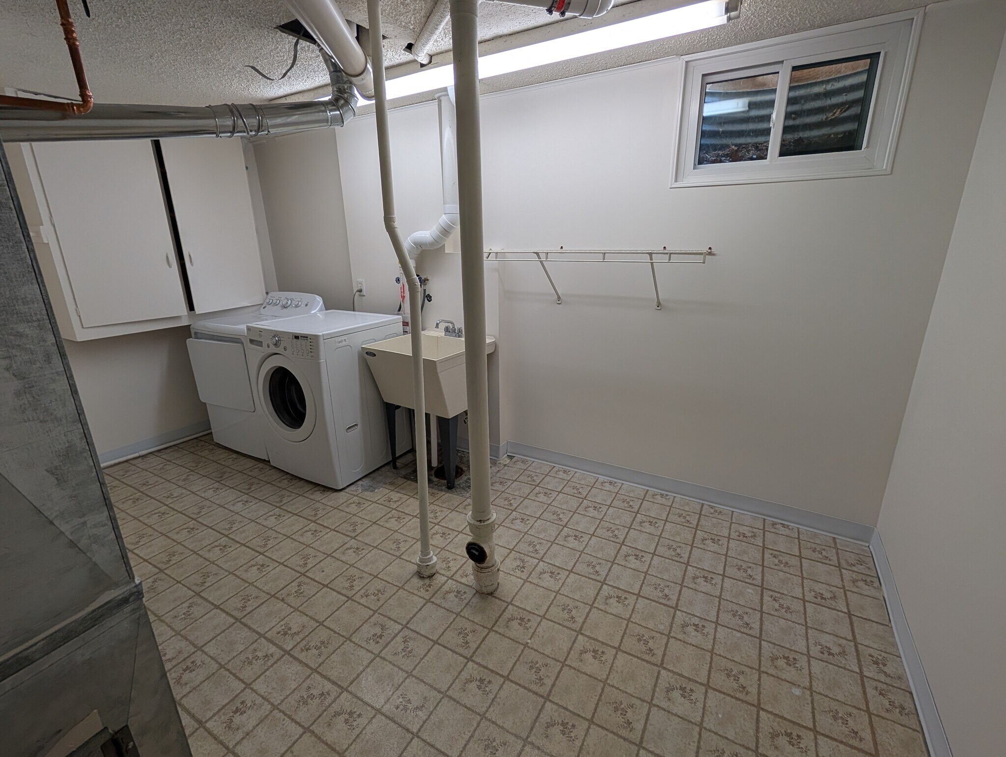 laundry room - 28 James Circle