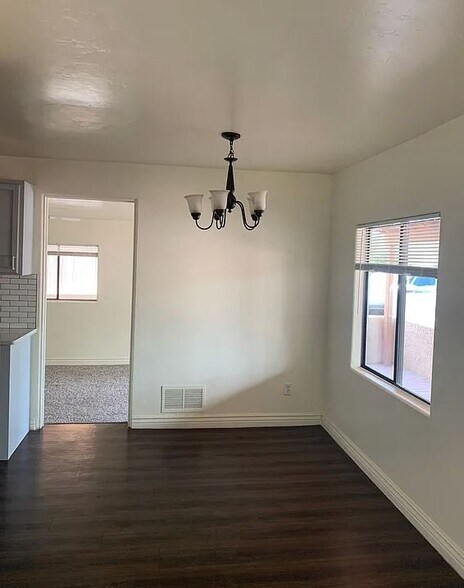 Building Photo - 1474 E Hedrick Dr