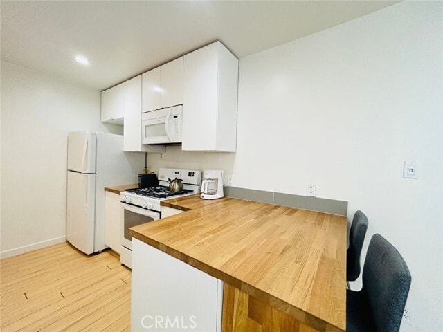 Building Photo - 11921 Goshen Ave