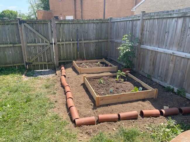 Building Photo - 216 Washington St