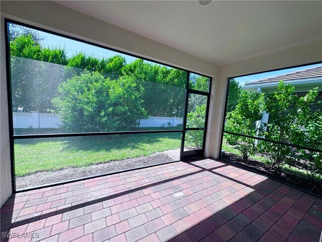 Building Photo - 1073 Tranquil Brk Dr