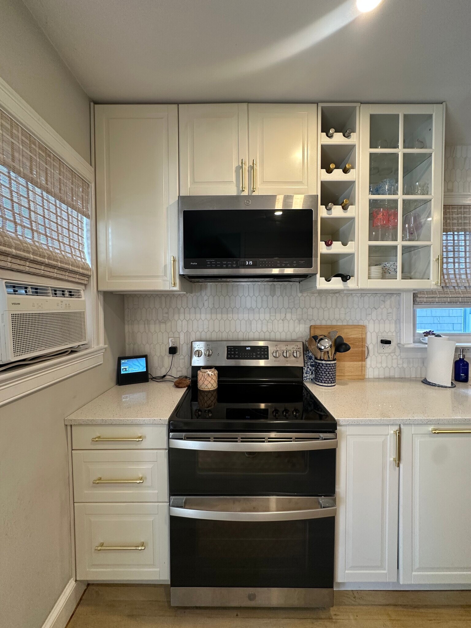 Building Photo - 21 Apthorp St